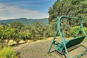 'hilltop Loft' Ukiah Vacation Rental!