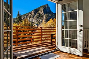 Private Hot Tub: Mtn-view Ski House in Frisco