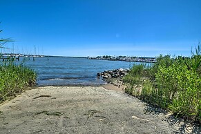 Coastal Edgewater Home w/ Private Hot Tub!