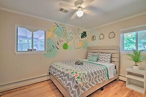 Coastal Edgewater Home w/ Private Hot Tub!