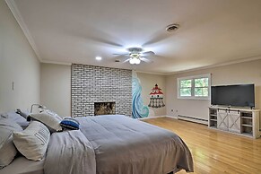 Coastal Edgewater Home w/ Private Hot Tub!