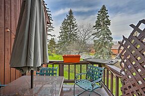 Pet-friendly Townhome w/ Community Hot Tub!