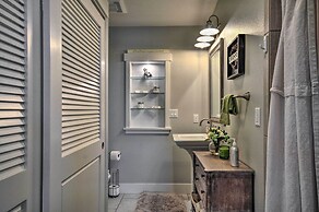 'traveler's Retreat' Studio w/ Patio & Yard!