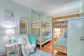 Bayfront Wareham Retreat w/ Private Beach!