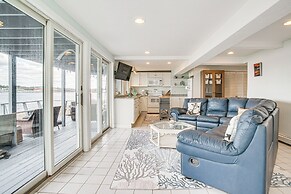 Bayfront Wareham Retreat w/ Private Beach!