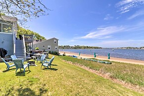 Bayfront Wareham Retreat w/ Private Beach!