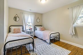 Sunny Family Home, 3 Mi to High Point Market!