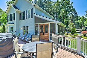 Creekside Brevard Home < 1 Mi to Downtown!