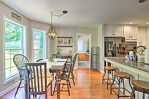 Creekside Brevard Home < 1 Mi to Downtown!