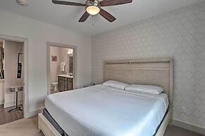 Modern Nashville Condo: 7 Mi to Downtown!