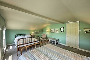 Quiet Baileys Harbor Country Home: 1 Mi to Lake!