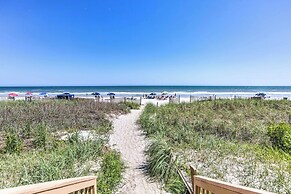 Luxury Oceanfront Condo in NMB w/ Resort Amenities