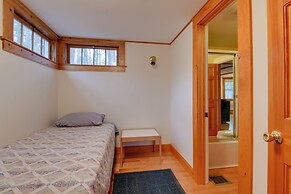 North Conway Home < Walk to Slopes at Cranmore!