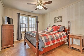 Peaceful Family Cabin on 10 Acres w/ Game Room!