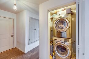 Pet-friendly Austin Home w/ Private Yard + Deck!