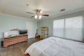 Pet-friendly Austin Home w/ Private Yard + Deck!