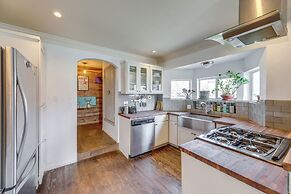 Pet-friendly Austin Home w/ Private Yard + Deck!