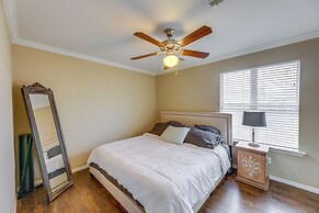 Pet-friendly Austin Home w/ Private Yard + Deck!