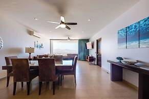 Cabo Pedregal Condo: Ocean View & 2 Infinity Pools