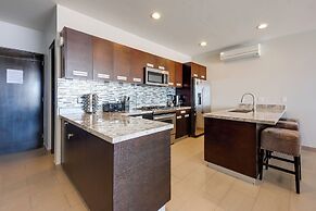 Cabo Pedregal Condo: Ocean View & 2 Infinity Pools