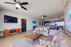 Cabo Pedregal Condo: Ocean View & 2 Infinity Pools