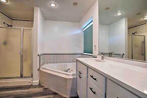 Manson Villa w/ Hot Tub ~ 1 Mi to Wineries!