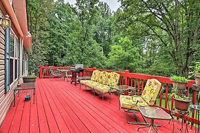Franklin Home w/ Deck, & Fire Pit: 8 Mi to Dtwn!