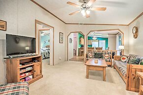 Franklin Home w/ Deck, & Fire Pit: 8 Mi to Dtwn!