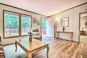 Franklin Home w/ Deck, & Fire Pit: 8 Mi to Dtwn!