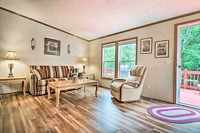 Franklin Home w/ Deck, & Fire Pit: 8 Mi to Dtwn!