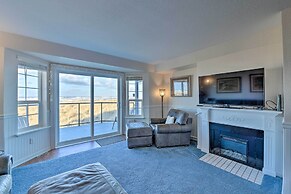 Eagles View Condo in Ocean Shores w/ 3 Balconies