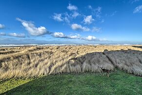 Eagles View Condo in Ocean Shores w/ 3 Balconies