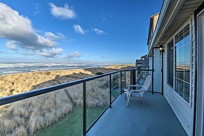 Eagles View Condo in Ocean Shores w/ 3 Balconies