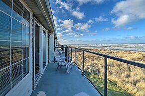 Eagles View Condo in Ocean Shores w/ 3 Balconies