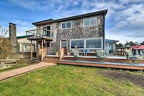 Coastal Retreat: Deck, Ocean Views + Walk to Beach