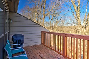 Walk-in Branson West Condo w/ Balcony, Pool Access