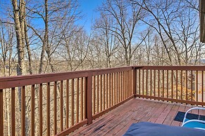 Walk-in Branson West Condo w/ Balcony, Pool Access