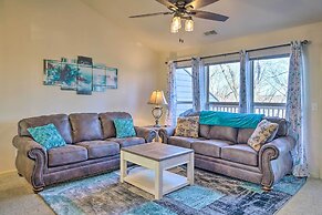 Walk-in Branson West Condo w/ Balcony, Pool Access