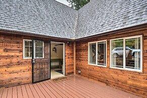 Cabin w/ Hot Tub, 25 Mi to Olympic Nat'l Park