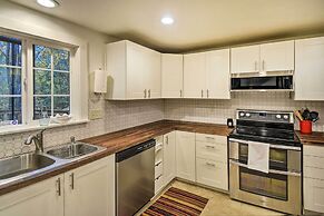 Cabin w/ Hot Tub, 25 Mi to Olympic Nat'l Park