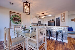 Canyon Lake Vacation Rental w/ Lake Views