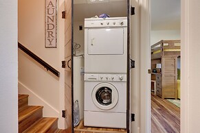 Canyon Lake Vacation Rental w/ Lake Views