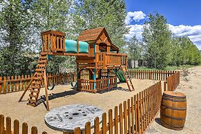 Riverfront Cabin 4 Mi to Granby Ranch