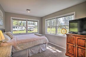 All-seasons Chewelah Home: Fish, Golf & Ski!