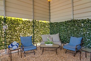 Canyon Lake Retreat w/ Hot Tub, Fire Pit & Grill!