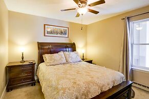 Chic & Cozy Breck Condo: Ski-in/ski-out at Peak 8!