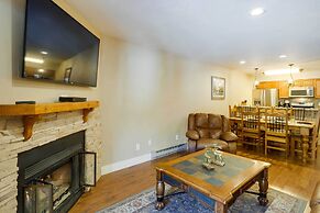 Chic & Cozy Breck Condo: Ski-in/ski-out at Peak 8!