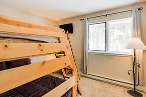 Chic & Cozy Breck Condo: Ski-in/ski-out at Peak 8!