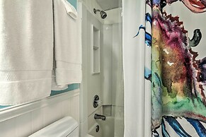 Balcony & Beach Access: Inviting Ocean City Condo