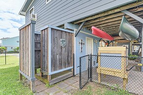 Walk to Sea Isle Beach: Pet-friendly Group Getaway